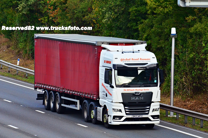 DSC_6865 Global Road Runners.JPG