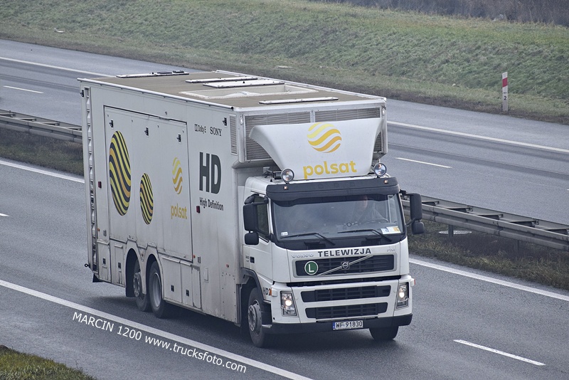 _DSC6616 TELEWIZJA-crop-VOLVO FM.JPG