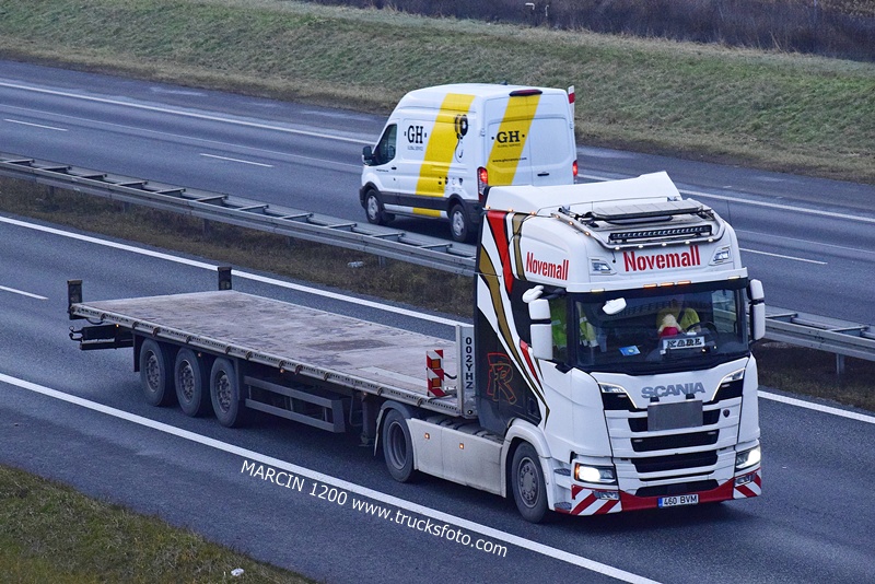 _DSC7404 Novemall-crop-SCANIA R NG.JPG