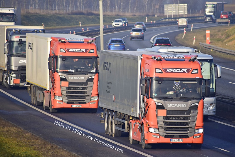 _DSC7581 MAZUR-crop-SCANIA S500 SUPER.JPG