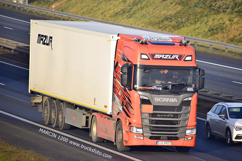_DSC7583 MAZUR-crop-SCANIA S500 SUPER.JPG
