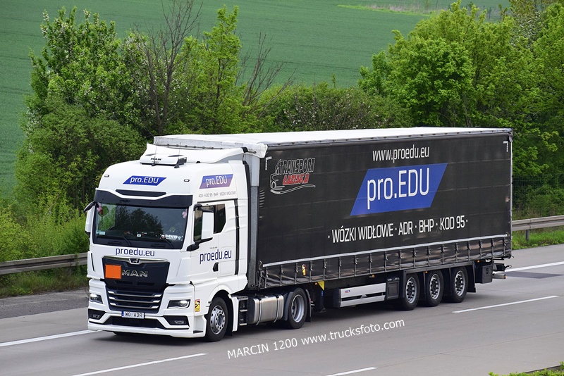 _DSC5348 PROEDU-crop-Transport Łaziska-MAN TGX II.JPG