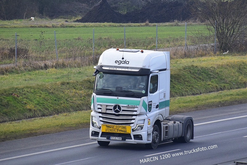 _DSC8838 EGALA-crop-ActrosL MP5.JPG