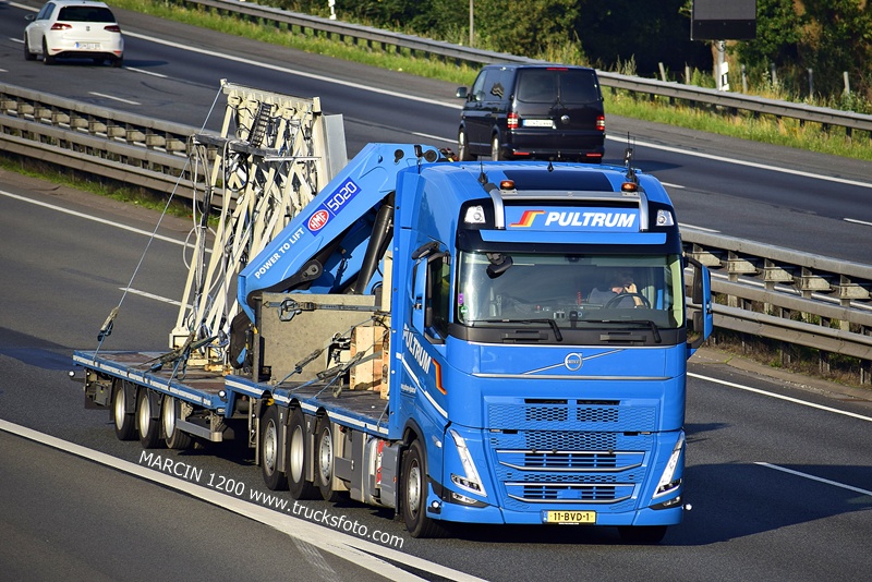 _DSC8325 PULTRUM-crop-VOLVO FH5.JPG