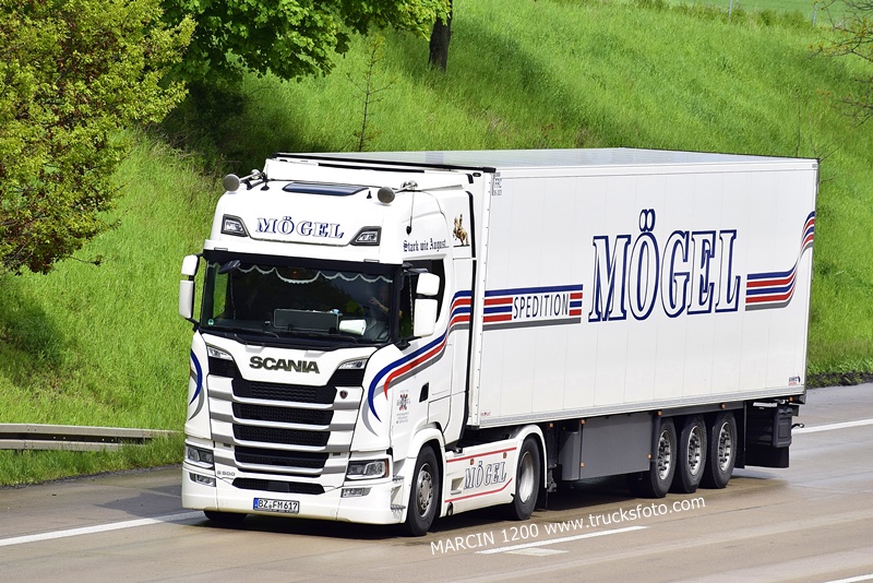 _DSC6882 MOGEL-crop-SCANIA S500.JPG