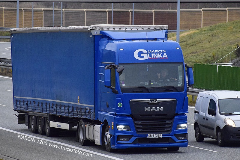 _DSC9991 MARCIN GLINKA-crop-MAN TGX II.JPG