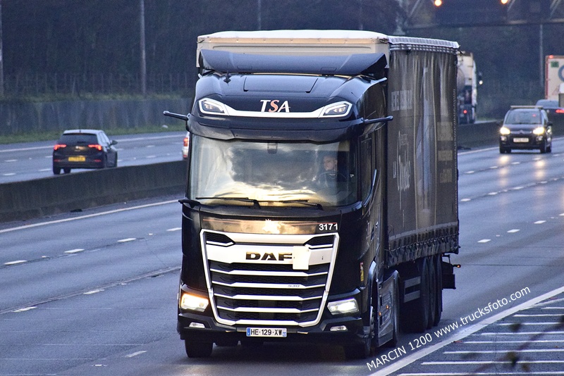 _DSC9233 TSA-crop-DAF XG.JPG
