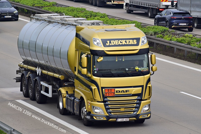 _DSC4238 J.DECKERS-crop-DAF XF 106 II.JPG