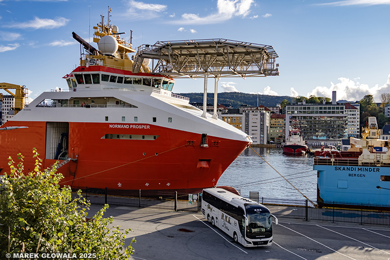 MAN Lions Coach L - HMK Oslo.jpg
