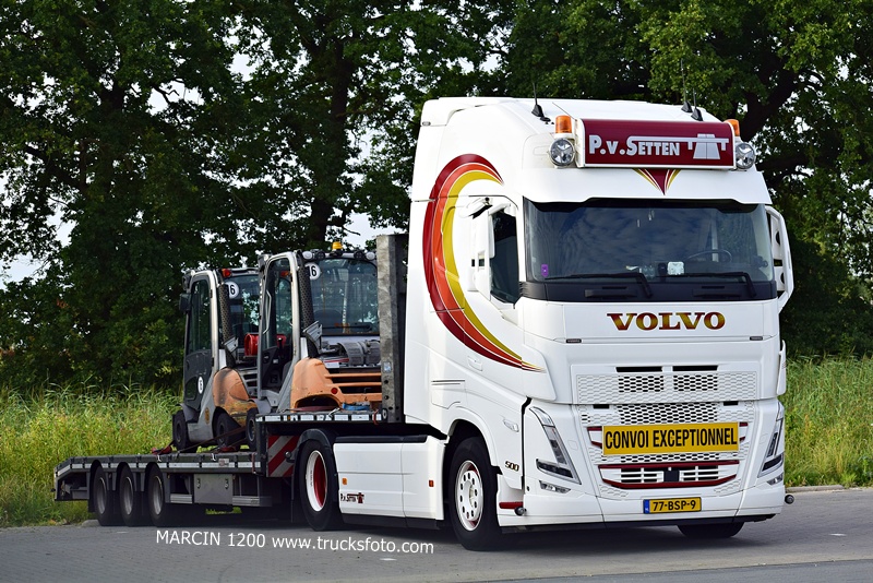 _DSC0987 P.v.SETTEN-crop-VOLVO FH5.JPG