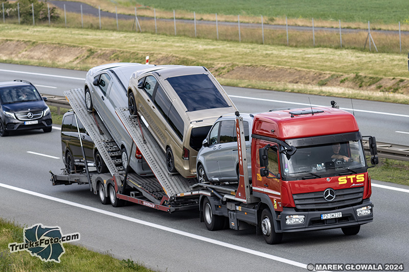Mercedes-Benz Atego - STS 720.jpg