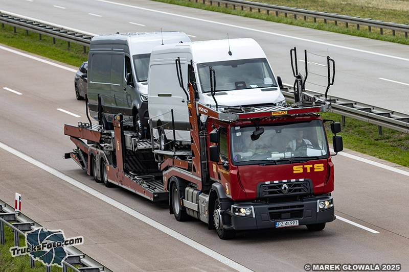 Renault Range D - STS 747.jpg