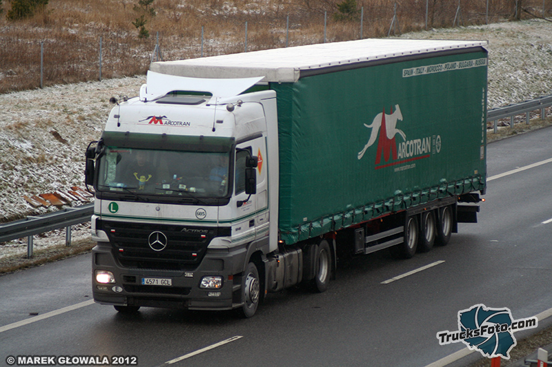 Mercedes-Benz Actros MP2 - Marcotran.jpg