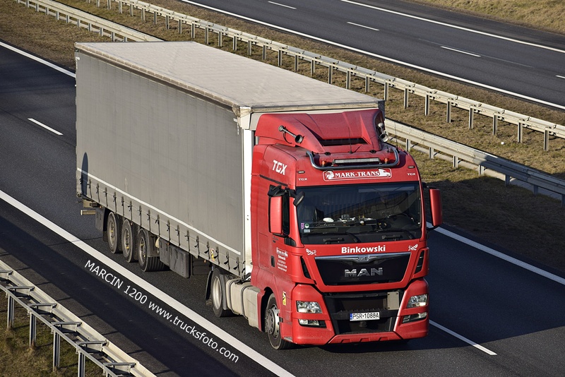 _DSC2373 MARK-TRANS BINKOWSKI-crop-MAN TGX.JPG