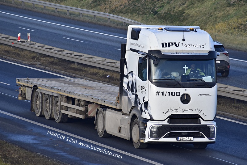 _DSC8530 DPV LOGISTIC-crop-ActrosL ProCabin.JPG