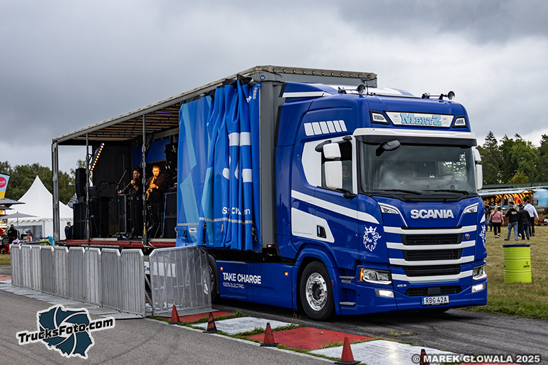 Scania 45R elektryk - Mertz.jpg