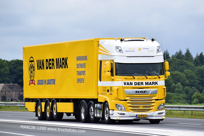 _DSC0206 VAN DER MARK-crop-DAF XF 106 II.JPG