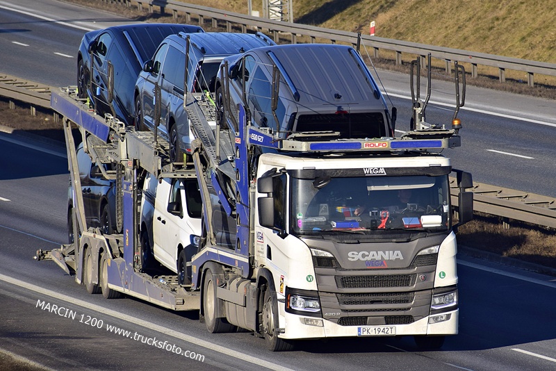 _DSC0907 WEGA-crop-SCANIA P420.JPG