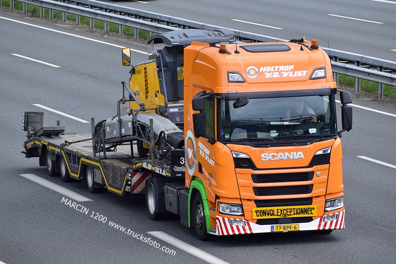 _DSC9322 HOLTROP V.D.VLIST-crop-SCANIA R NG.JPG