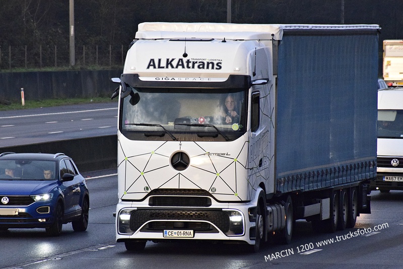 _DSC9253 ALKATRANS-crop-ActrosL ProCabin.JPG