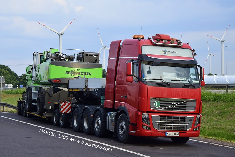 _DSC9805 Schwandner-crop-VOLVO FH3.JPG