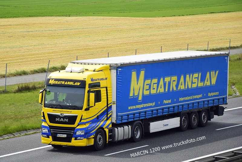 _DSC1022 MEGATRANSLAW-crop-MAN TGX.JPG