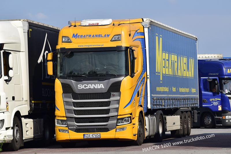_DSC6528 MEGATRANSLAW-crop-SCANIA S450.JPG