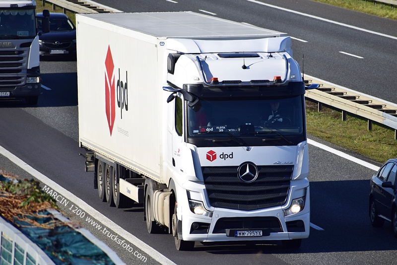 _DSC4135 DPD-crop-ACTROS MP5.JPG