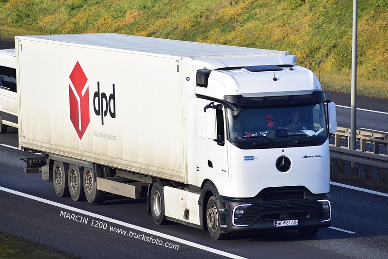 _DSC7076 DPD-crop-ActrosL ProCabin.JPG