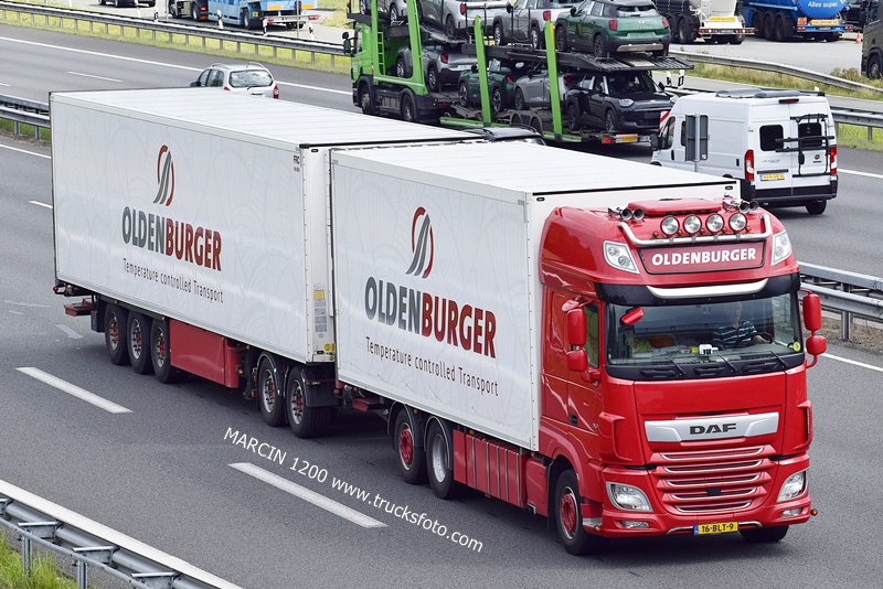 _DSC9209 OLDENBURGER-crop-DAF XF 106 II - 25,25m.JPG