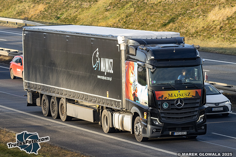 Mercedes-Benz Actros L Król Lew - Majnusz.jpg