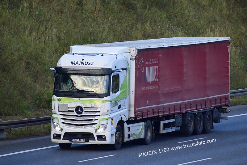 _DSC2033 MAJNUSZ-crop-ACTROS MP5.JPG
