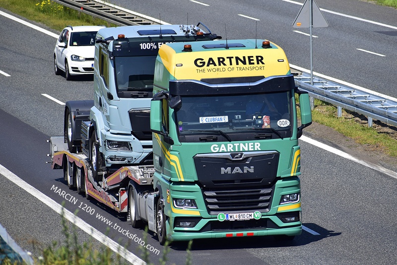 GARTNER (5)-crop-MAN TGX II.JPG