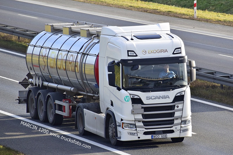 _DSC7976 EKOGIRIA-crop-SCANIA R460 NG.JPG