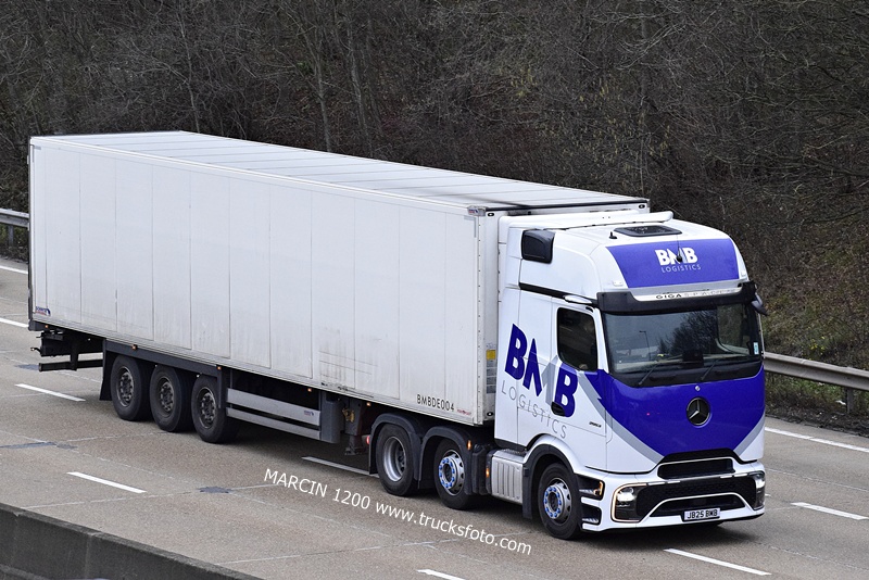 _DSC0804 BMB-crop-ActrosL ProCabin.JPG