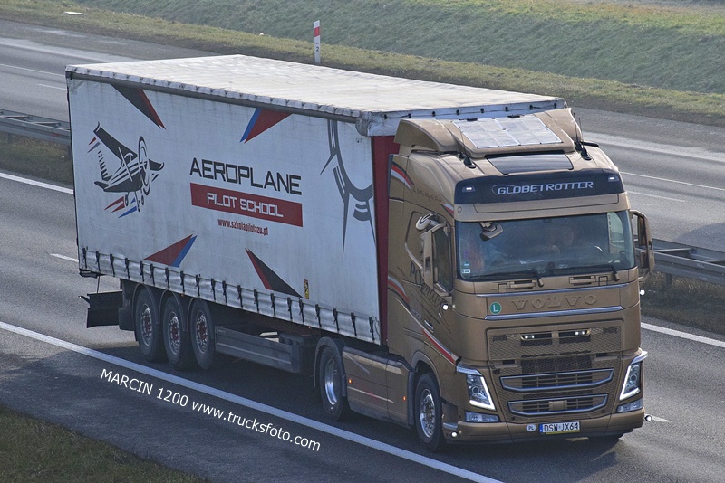 _DSC7545 POLMACK-crop-VOLVO FH4.JPG