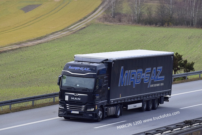 _DSC9617 MIRO-GAZ-crop-MAN TGX II.JPG