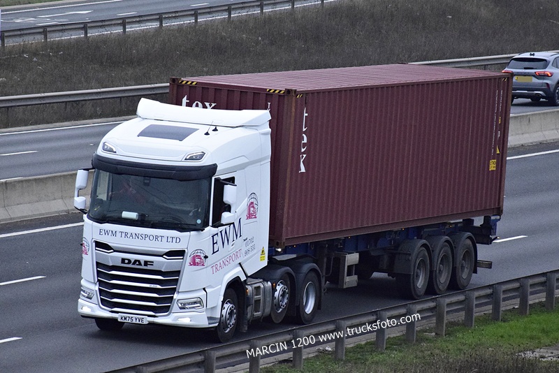 _DSC0521 EWM TRANSPORT LTD-crop-DAF XG.JPG