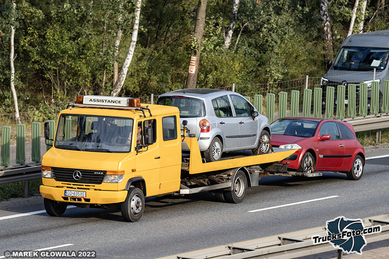 Mercedes-Benz Vario laweta.jpg