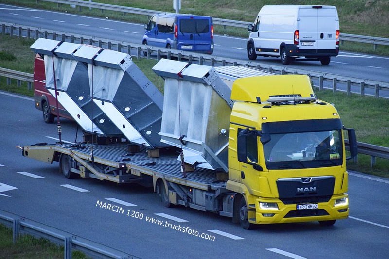 _DSC3462 MAN TGL II-crop------.JPG