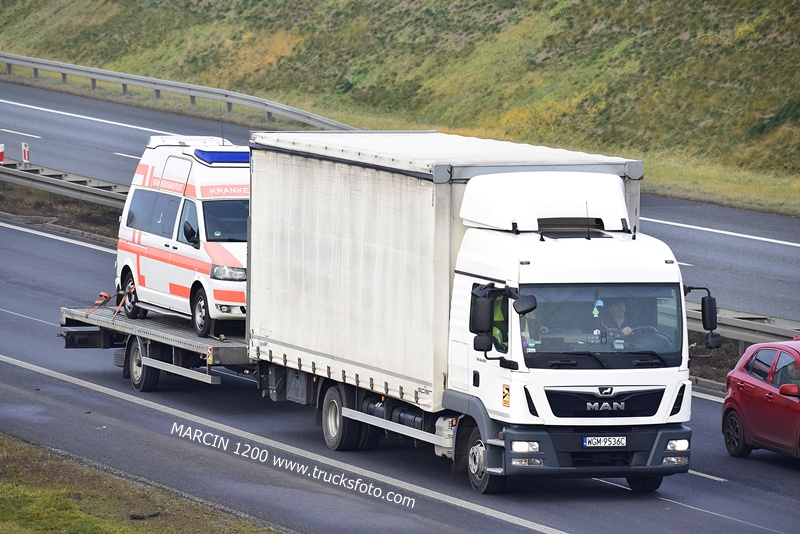 _DSC8695 MAN TGL-crop-----.JPG