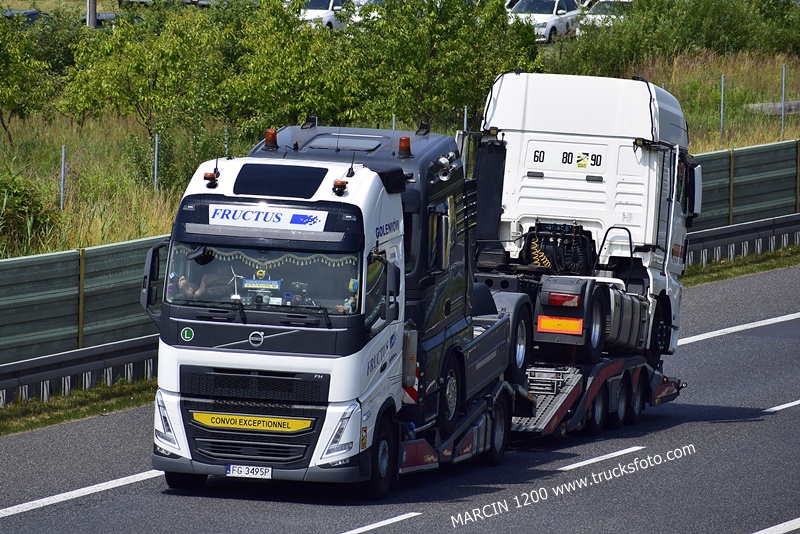 _DSC00011 (1157) FRUCTUS-crop-VOLVO FH5.JPG