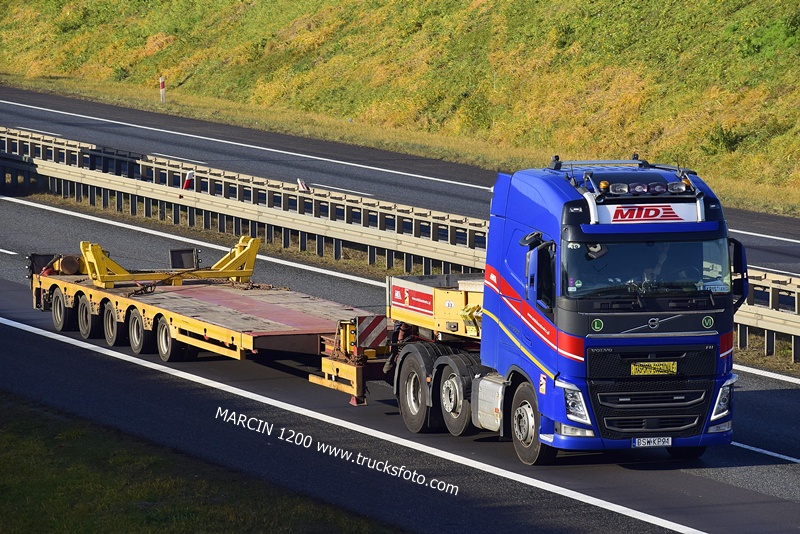_DSC7140 MTD-crop-VOLVO FH4.JPG
