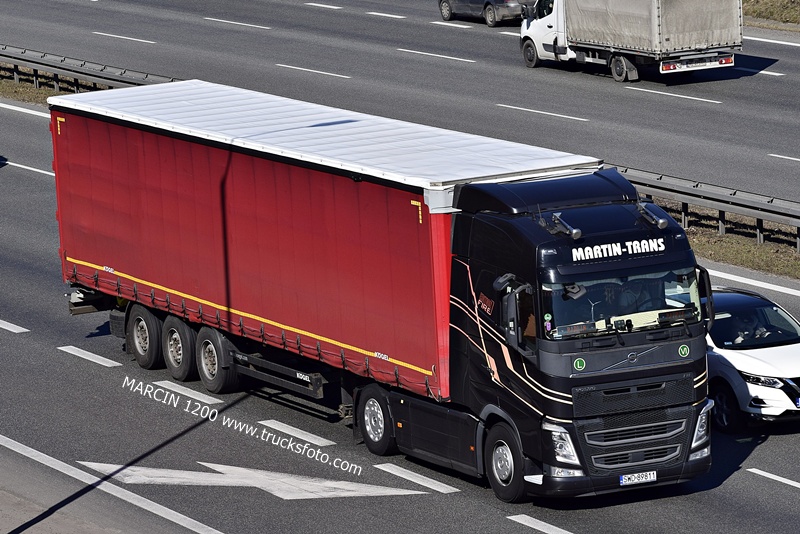 _DSC3018 MARTIN-TRANS-crop-VOLVO FH4 EDITION FIRE.JPG