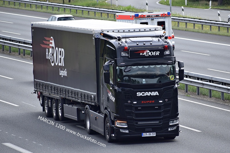 _DSC8744 H.de BOER-crop-SCANIA S.JPG