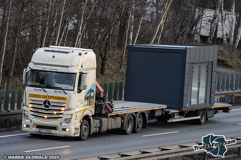 Mercedes-Benz Actros - Dampol.jpg