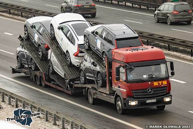 Mercedes-Benz Atego - STS 580.jpg