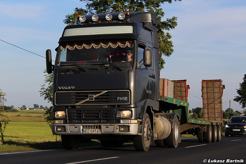 Volvo FH1.jpg