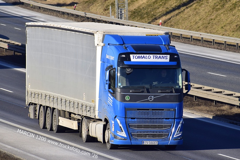 _DSC1138 TOMALO TRANS-crop-VOLVO FH5.JPG