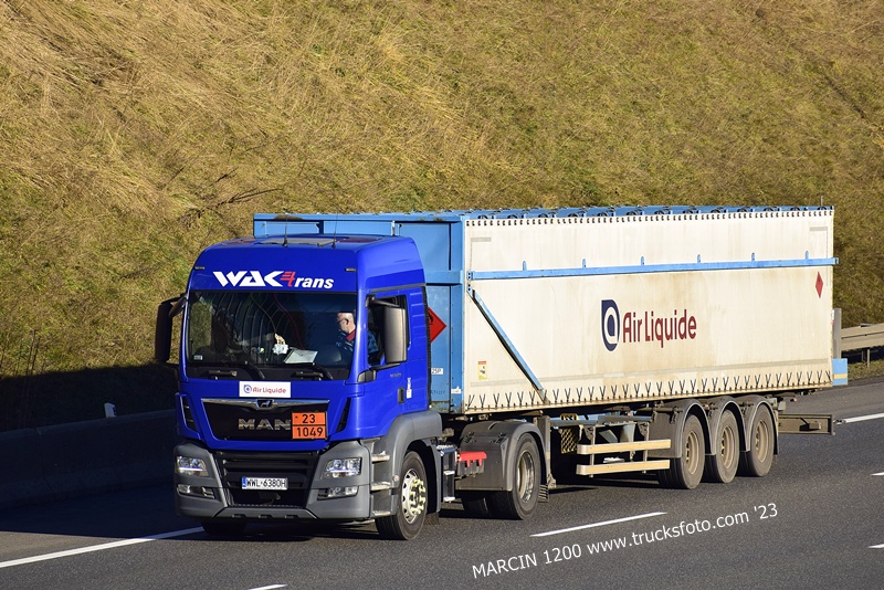 _DSC8810 WAKTRANS-crop-MAN TGS.JPG